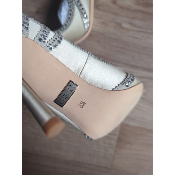 Badgley Mischka Rouge Crystal Embellished Heels Womens 6.5 - Picture 15 of 16